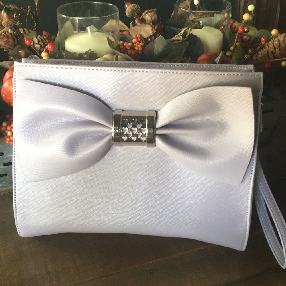 NWOT BETSEY JOHNSON WRISTLET